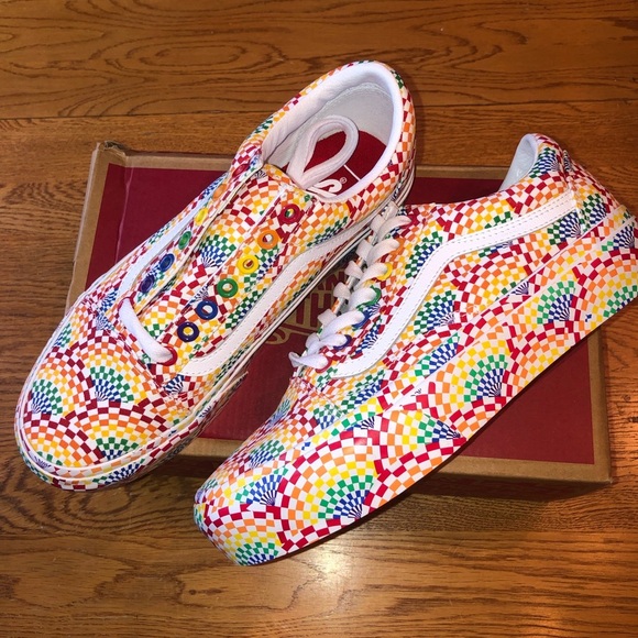 Vans Old Skool Pride Platform Shoes Sneakers - Picture 4 of 7